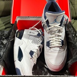 Jordan 4 Colombia (2015)